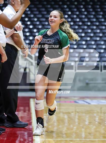 Thumbnail 1 in Neches vs. Harrold (UIL 1A Volleyball Final) photogallery.