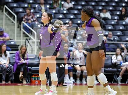Thumbnail 1 in Neches vs. Harrold (UIL 1A Volleyball Final) photogallery.