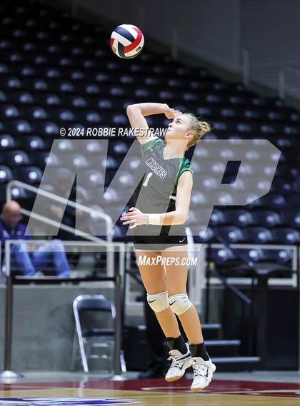 Thumbnail 1 in Neches vs. Harrold (UIL 1A Volleyball Final) photogallery.