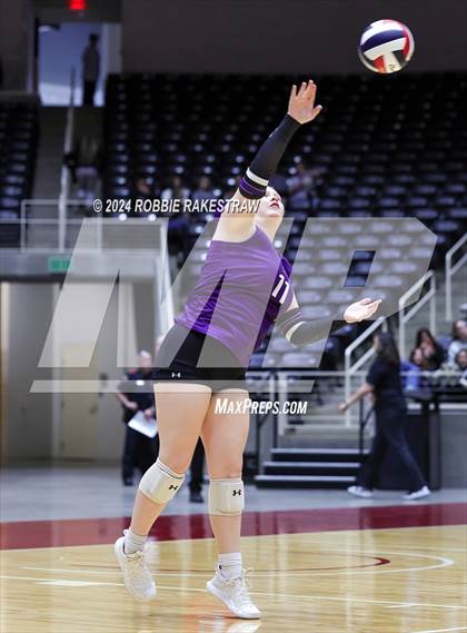 Thumbnail 1 in Neches vs. Harrold (UIL 1A Volleyball Final) photogallery.