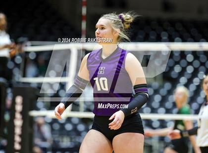 Thumbnail 2 in Neches vs. Harrold (UIL 1A Volleyball Final) photogallery.