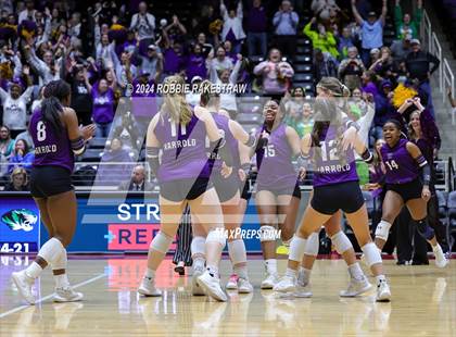 Thumbnail 1 in Neches vs. Harrold (UIL 1A Volleyball Final) photogallery.