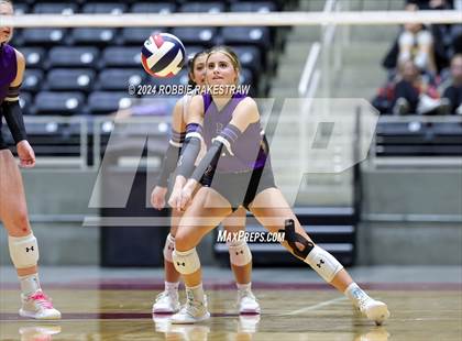 Thumbnail 1 in Neches vs. Harrold (UIL 1A Volleyball Final) photogallery.