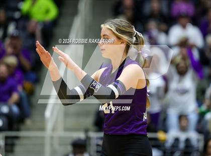 Thumbnail 2 in Neches vs. Harrold (UIL 1A Volleyball Final) photogallery.
