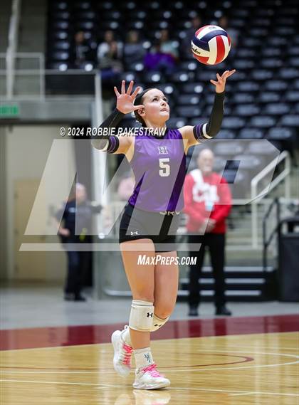 Thumbnail 1 in Neches vs. Harrold (UIL 1A Volleyball Final) photogallery.