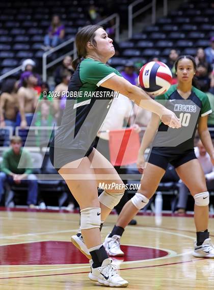 Thumbnail 3 in Neches vs. Harrold (UIL 1A Volleyball Final) photogallery.