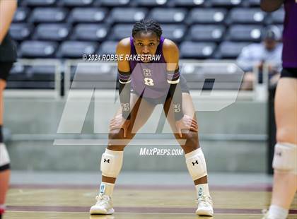 Thumbnail 1 in Neches vs. Harrold (UIL 1A Volleyball Final) photogallery.