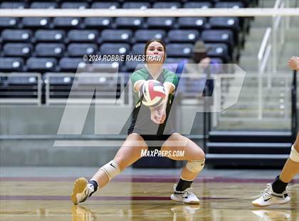 Thumbnail 1 in Neches vs. Harrold (UIL 1A Volleyball Final) photogallery.
