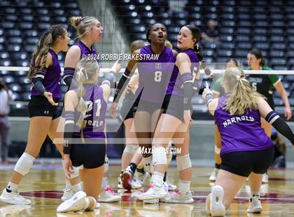 Thumbnail 1 in Neches vs. Harrold (UIL 1A Volleyball Final) photogallery.