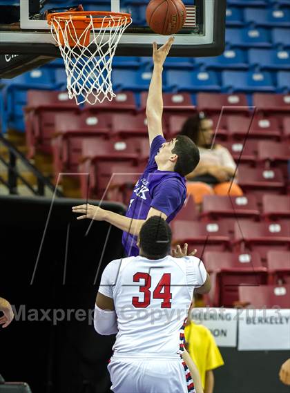 Thumbnail 2 in Dublin vs. College Park (CIF NorCal Regional D2 Final) photogallery.