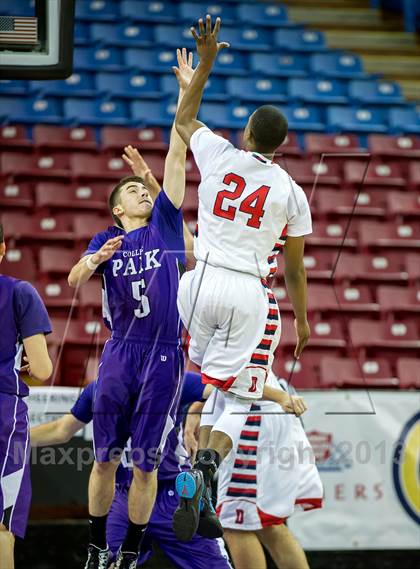 Thumbnail 2 in Dublin vs. College Park (CIF NorCal Regional D2 Final) photogallery.