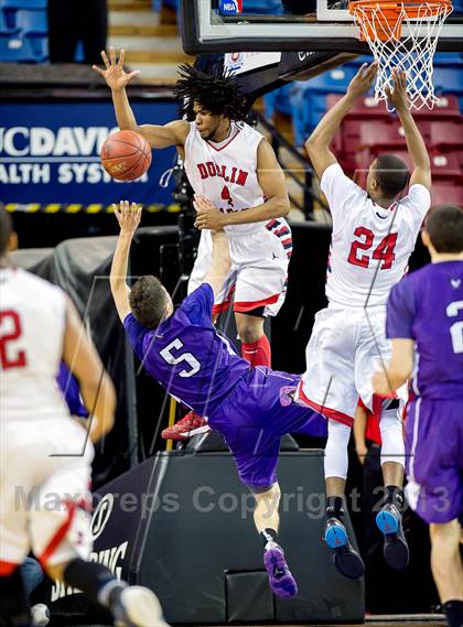 Thumbnail 1 in Dublin vs. College Park (CIF NorCal Regional D2 Final) photogallery.