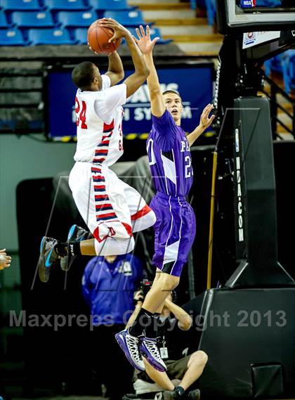 Thumbnail 1 in Dublin vs. College Park (CIF NorCal Regional D2 Final) photogallery.