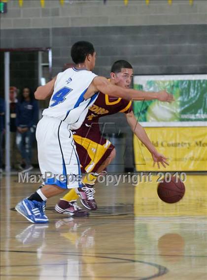 Thumbnail 2 in Valley vs. Edison (Common Good Classic) photogallery.