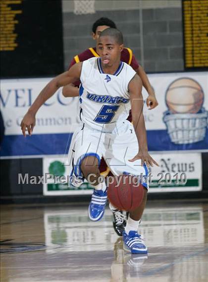 Thumbnail 1 in Valley vs. Edison (Common Good Classic) photogallery.