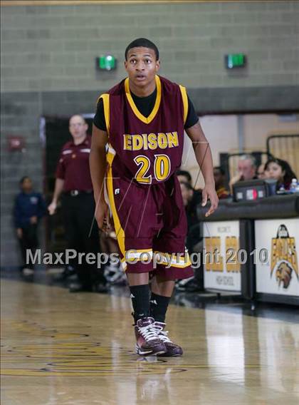 Thumbnail 2 in Valley vs. Edison (Common Good Classic) photogallery.