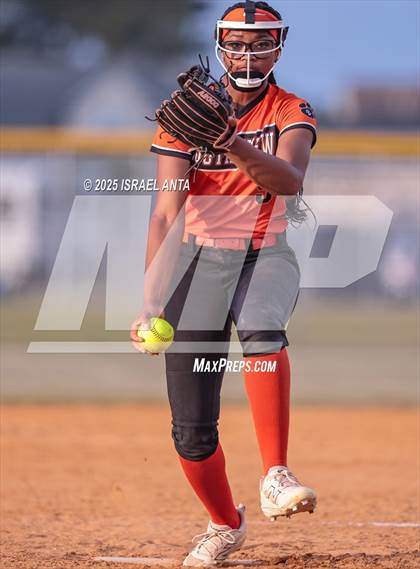 Thumbnail 1 in South View @ Gray's Creek (United 8 Conference Tournament - Championship) photogallery.