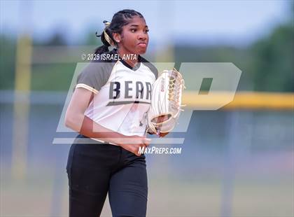 Thumbnail 1 in South View @ Gray's Creek (United 8 Conference Tournament - Championship) photogallery.