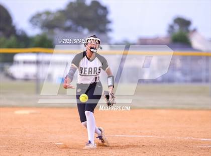 Thumbnail 1 in South View @ Gray's Creek (United 8 Conference Tournament - Championship) photogallery.