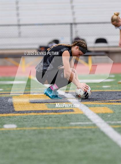 Thumbnail 1 in Soquel vs. Christopher (CIF CCS D4 Finals) photogallery.