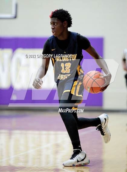 Thumbnail 3 in Arlington Heights vs Chisholm Trail photogallery.
