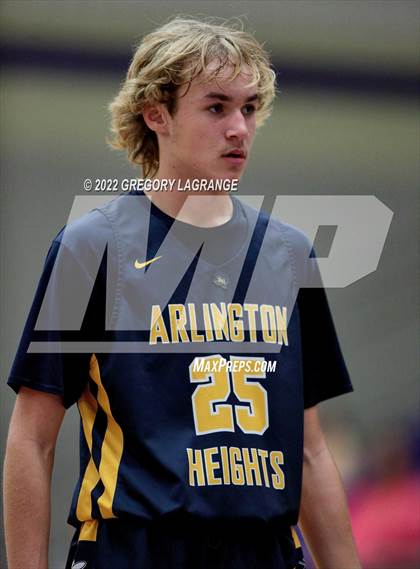 Thumbnail 2 in Arlington Heights vs Chisholm Trail photogallery.