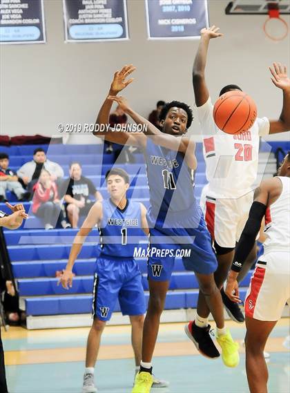 Thumbnail 2 in Westside vs South Houston (McDonald's Texas Invitational) photogallery.