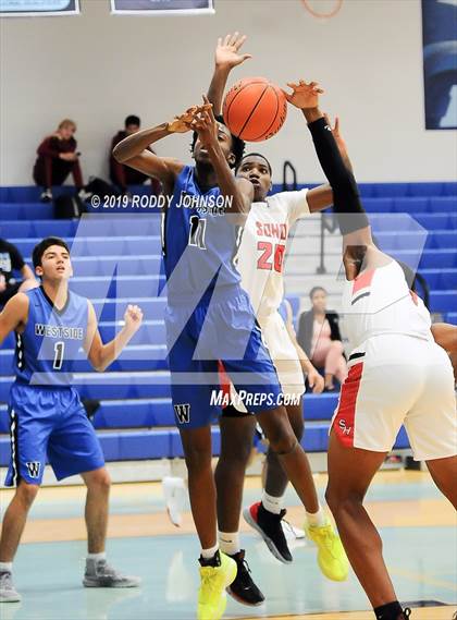 Thumbnail 3 in Westside vs South Houston (McDonald's Texas Invitational) photogallery.