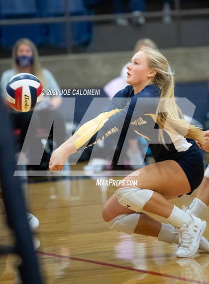 Thumbnail 1 in Stephenville @ Wimberley photogallery.