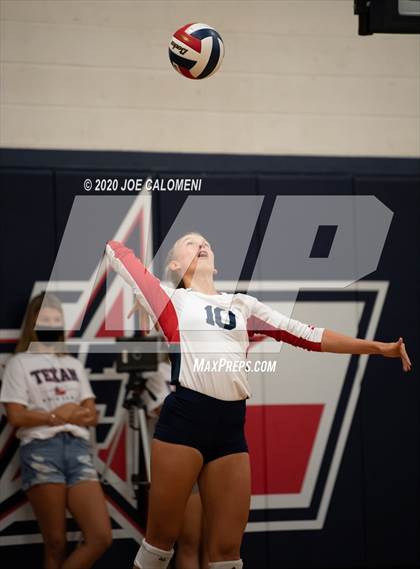 Thumbnail 3 in Stephenville @ Wimberley photogallery.