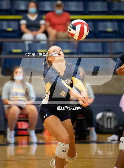 Thumbnail 3 in Stephenville @ Wimberley photogallery.