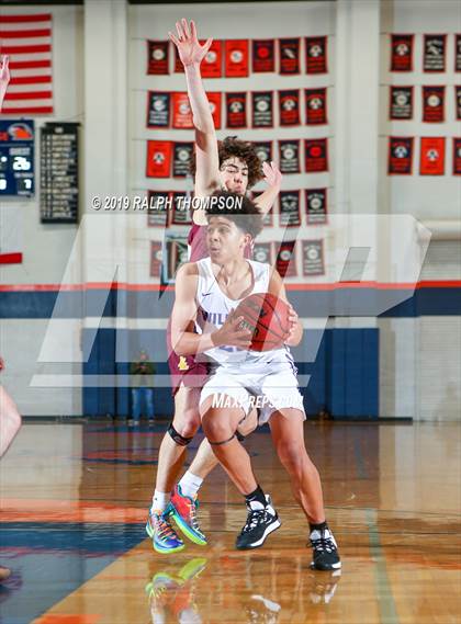 Thumbnail 2 in Las Lomas vs. Franklin (Opening Tip-Off Marathon) photogallery.