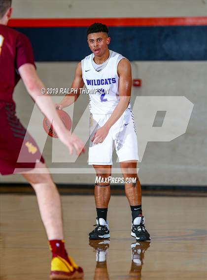 Thumbnail 2 in Las Lomas vs. Franklin (Opening Tip-Off Marathon) photogallery.