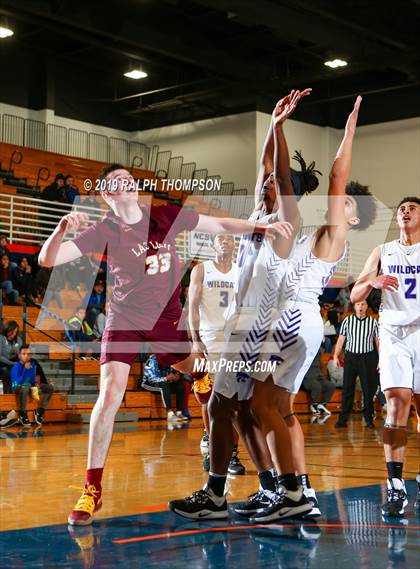 Thumbnail 3 in Las Lomas vs. Franklin (Opening Tip-Off Marathon) photogallery.