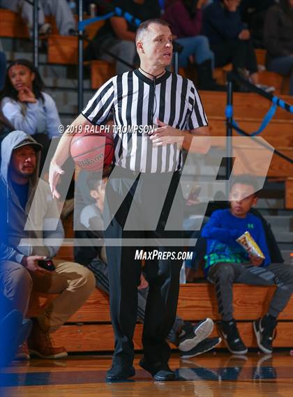 Thumbnail 2 in Las Lomas vs. Franklin (Opening Tip-Off Marathon) photogallery.