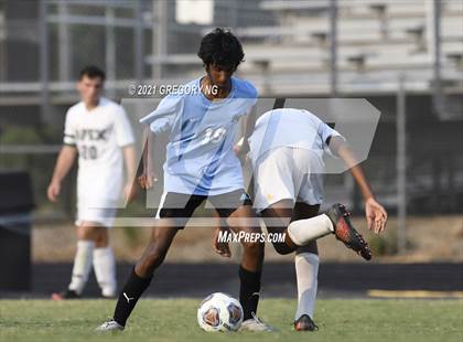 Thumbnail 3 in Apex @ Panther Creek photogallery.