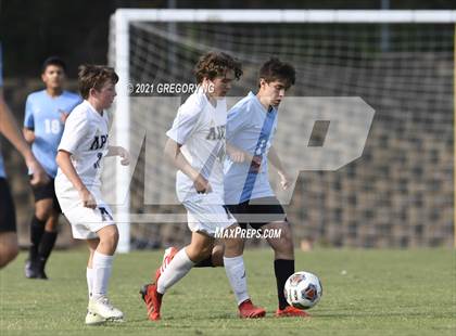 Thumbnail 3 in Apex @ Panther Creek photogallery.
