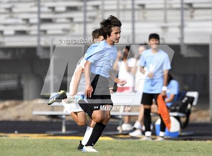Thumbnail 2 in Apex @ Panther Creek photogallery.
