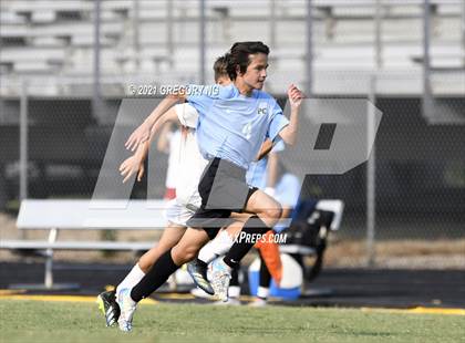 Thumbnail 3 in Apex @ Panther Creek photogallery.