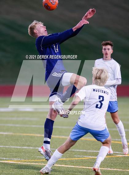 Thumbnail 3 in Ralston Valley vs Legacy (CHSAA 5A Playoff Rd 1) photogallery.