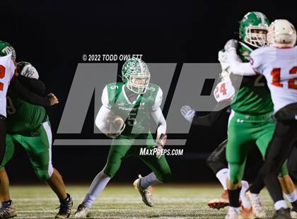 Thumbnail 1 in Morrisville-Eaton vs Pembroke (NYSPHSAA Regional Final 8-Man) photogallery.