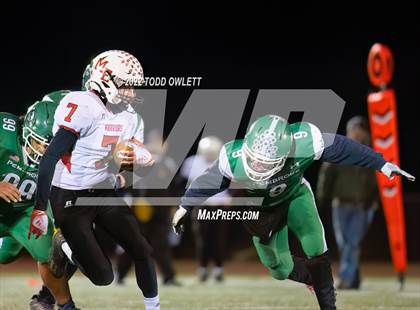 Thumbnail 1 in Morrisville-Eaton vs Pembroke (NYSPHSAA Regional Final 8-Man) photogallery.