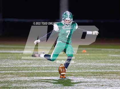 Thumbnail 3 in Morrisville-Eaton vs Pembroke (NYSPHSAA Regional Final 8-Man) photogallery.