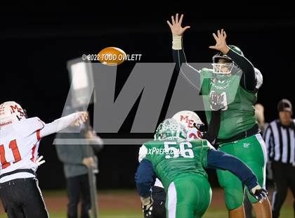 Thumbnail 1 in Morrisville-Eaton vs Pembroke (NYSPHSAA Regional Final 8-Man) photogallery.