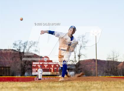 Thumbnail 3 in Gunnison Valley vs. Kanab (Chuckwagon Classic) photogallery.