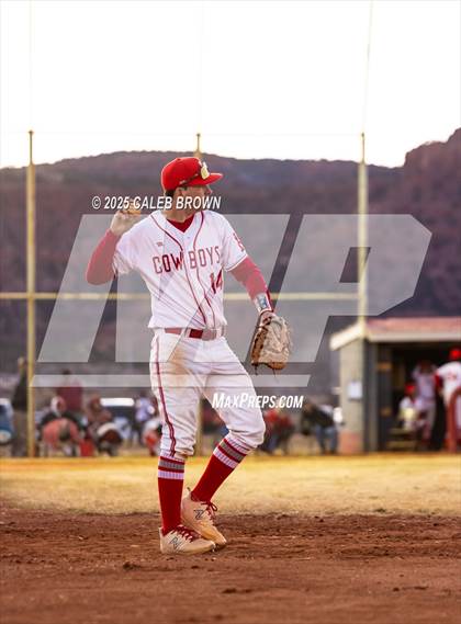 Thumbnail 3 in Gunnison Valley vs. Kanab (Chuckwagon Classic) photogallery.