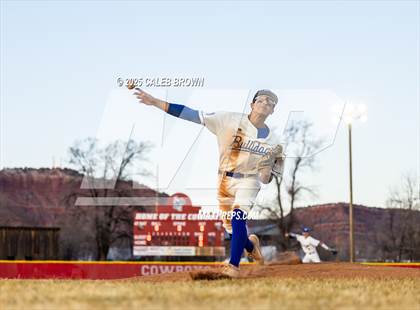 Thumbnail 2 in Gunnison Valley vs. Kanab (Chuckwagon Classic) photogallery.