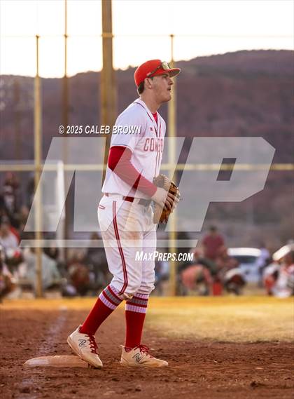 Thumbnail 3 in Gunnison Valley vs. Kanab (Chuckwagon Classic) photogallery.