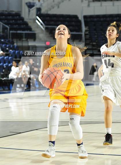 Thumbnail 3 in Cypress Ranch vs. Houston Heights (UIL 6A Bi-District Playoff) photogallery.