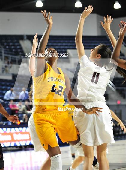 Thumbnail 1 in Cypress Ranch vs. Houston Heights (UIL 6A Bi-District Playoff) photogallery.